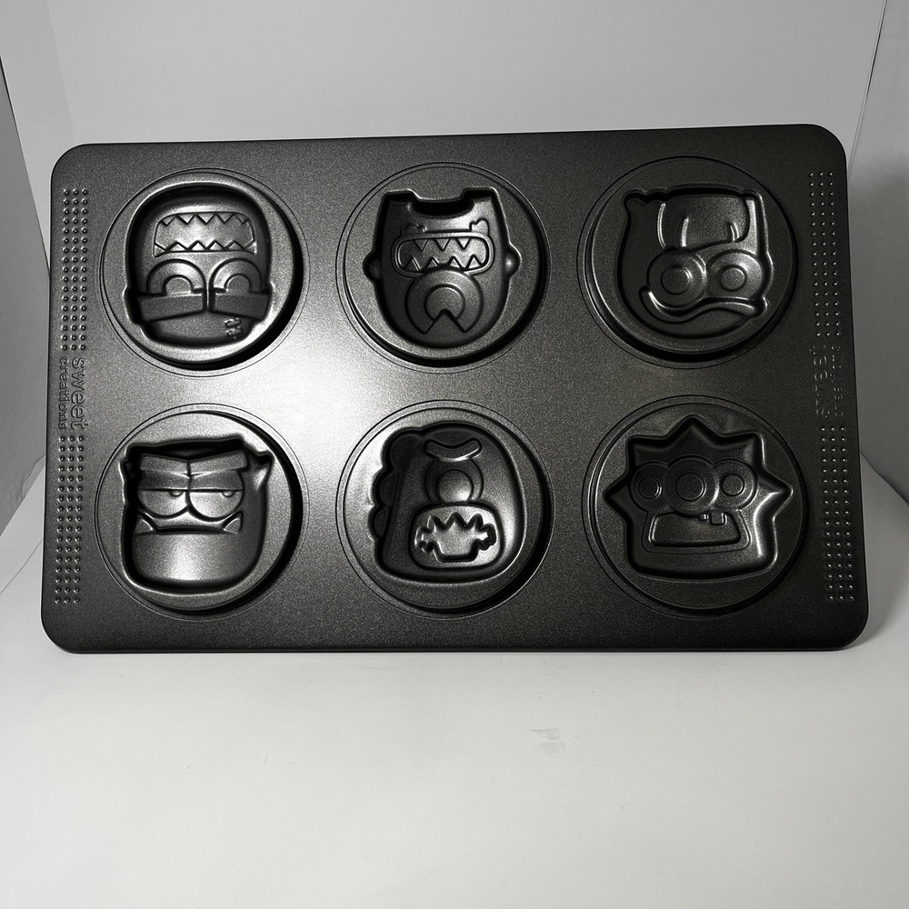 Sweet Creations Monster Halloween Cookie‎ Baking Pan 6 Cavities/ MOLDS